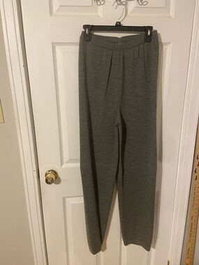 villager By Liz Claiborne Women’s Small Heather Gray Knit Joggers